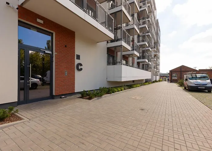 Modern Elegance Apartments With Parking & Ac, Next To Manufaktura By Renters Prestige