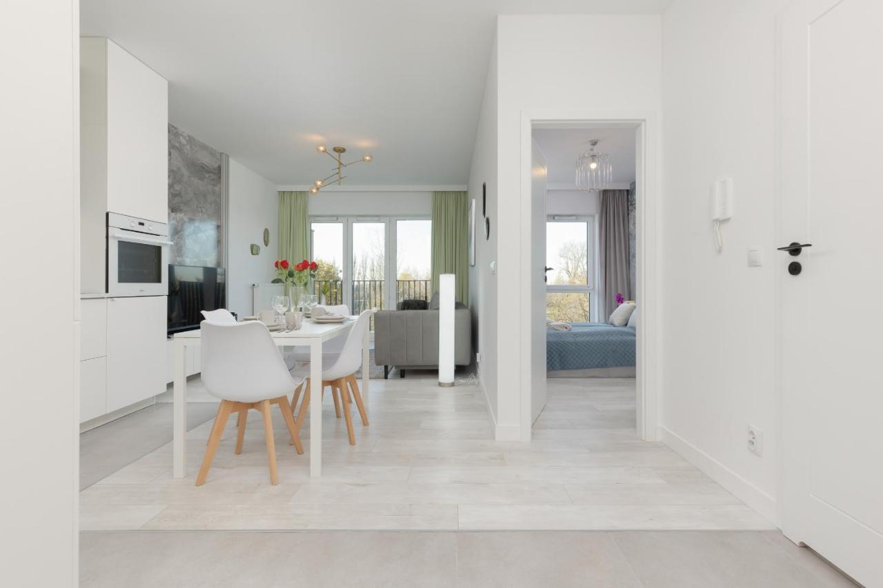 Modern Elegance With Parking & Ac, Next To Manufaktura By Renters Prestige Lodz (Lodz)