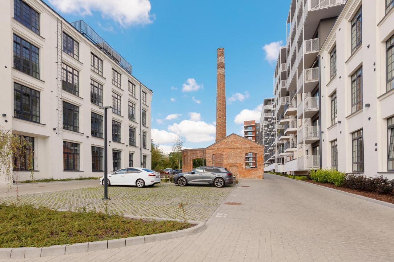 Apartment Modern Elegance With Parking & Ac, Next To Manufaktura By Renters Prestige